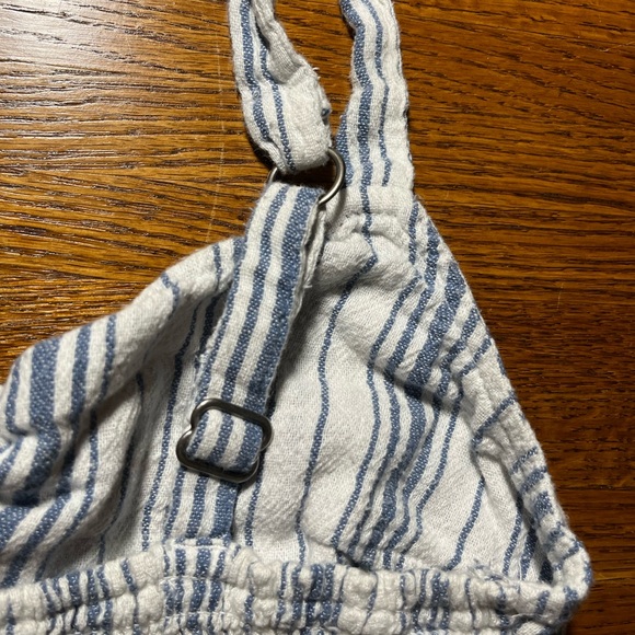 Hollister Tank Top - Adjustable Straps - Picture 3 of 6